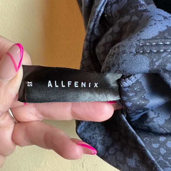 Allfenix Indie High Neck Python Longline Sports Bra Running Cut Out Womens XS - Picture 9 of 12